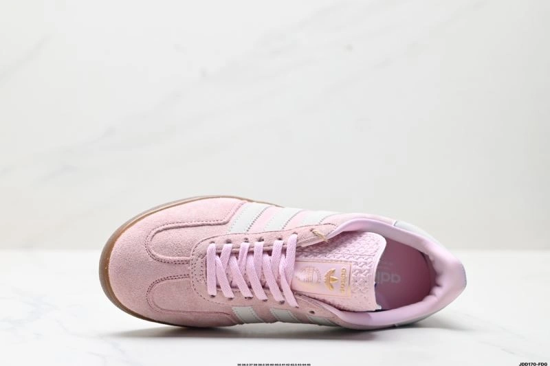 Flexible Adidas Gazelle Shoes 550
