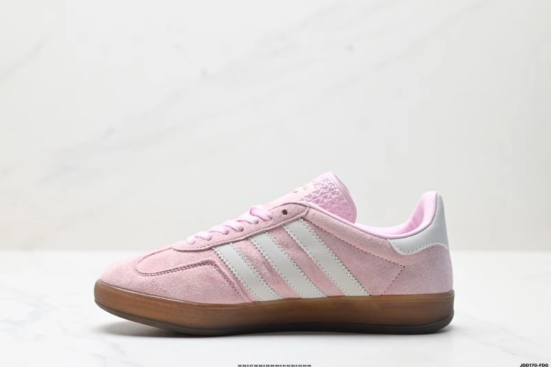 Flexible Adidas Gazelle Shoes 550