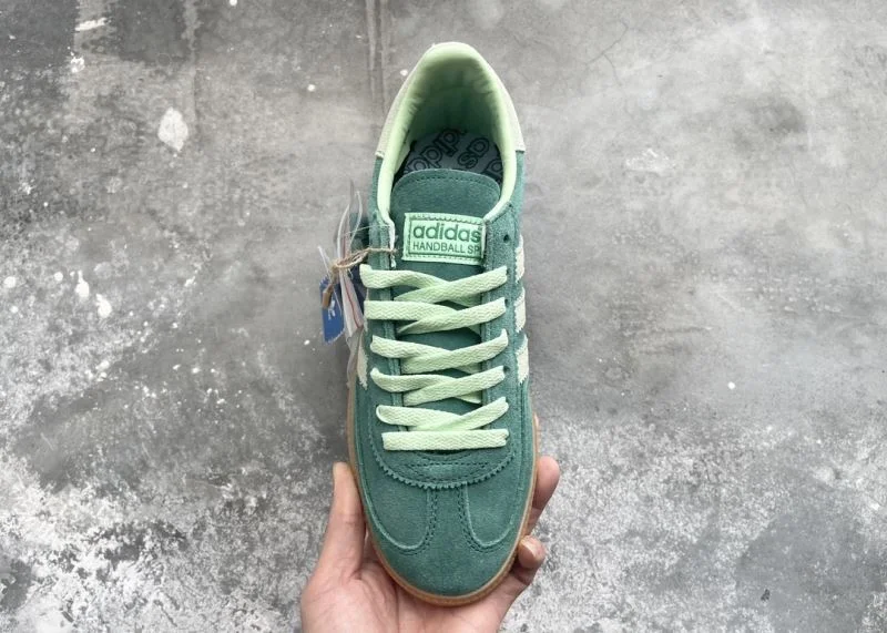 Neat Adidas Handball Shoes 16118