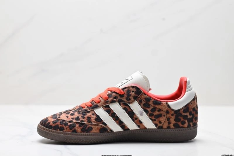 Comfortable Adidas Handball Shoes 546