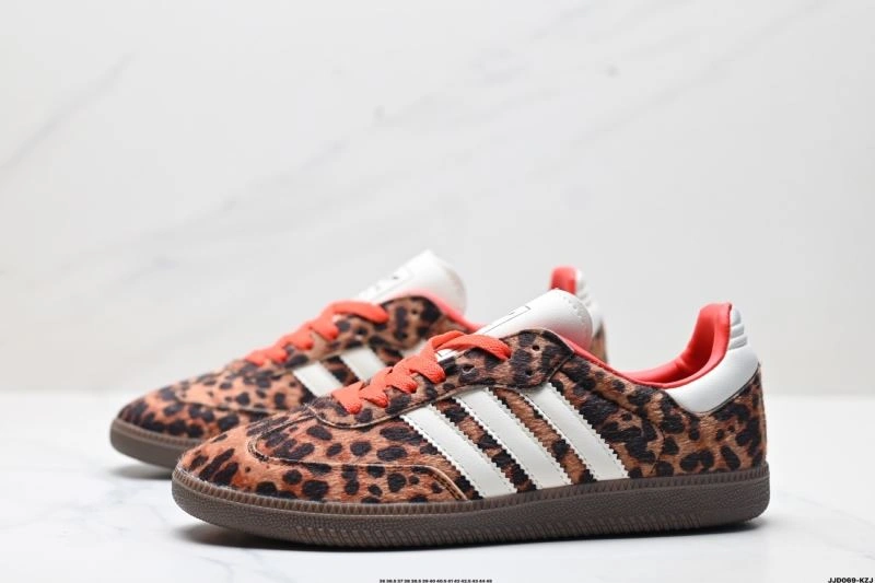 Comfortable Adidas Handball Shoes 546