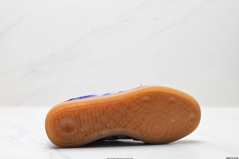 RelaxedFit Adidas Handball Shoes 536