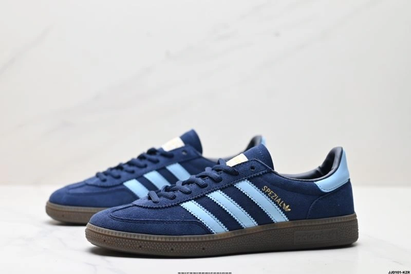 WaterResistant Adidas Handball Shoes 561