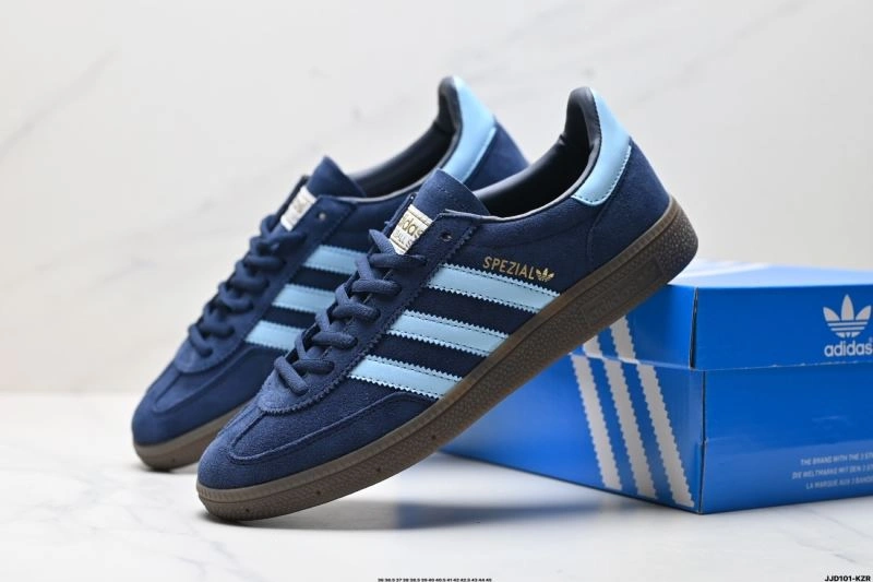 WaterResistant Adidas Handball Shoes 561