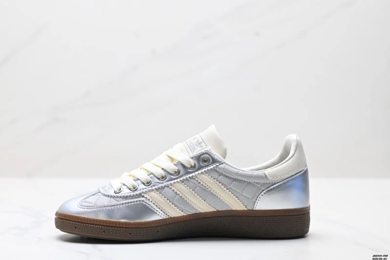DailyWear Adidas Handball Shoes 513