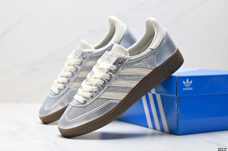 DailyWear Adidas Handball Shoes 513
