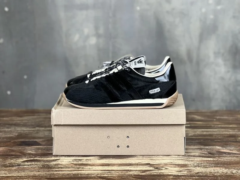 Breathable Adidas Other Shoes 16108