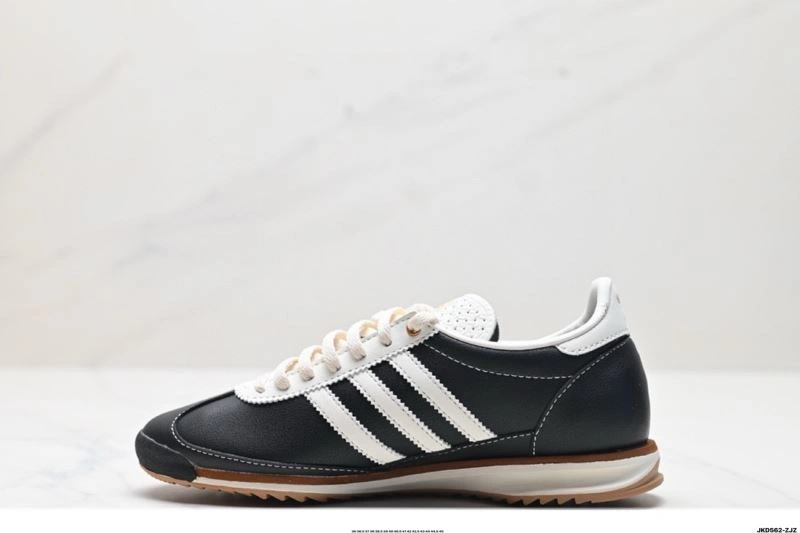 Contemporary Adidas SL Shoes 958
