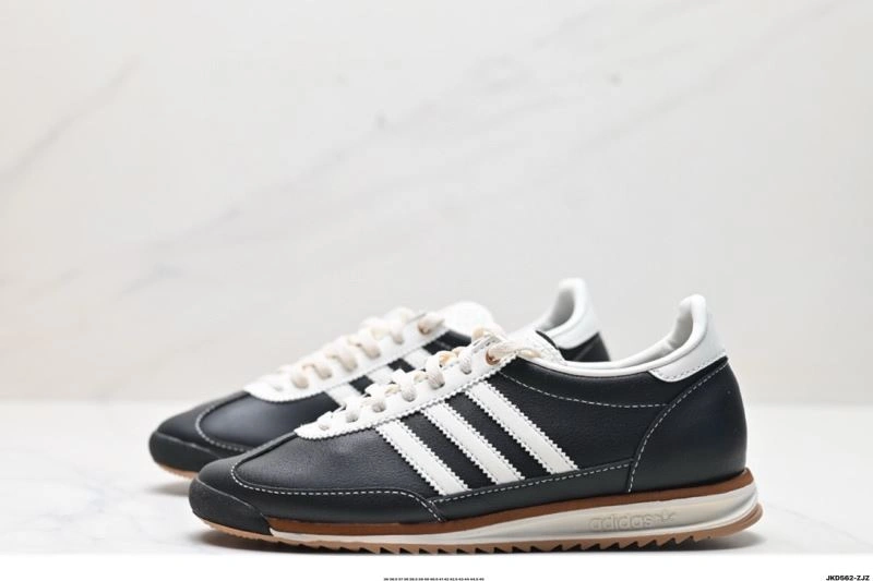 Contemporary Adidas SL Shoes 958