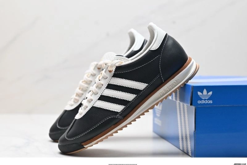 Contemporary Adidas SL Shoes 958