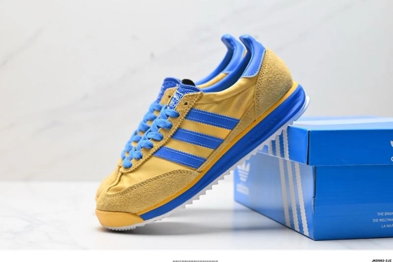 Adidas SL Shoes RelaxedFit 948