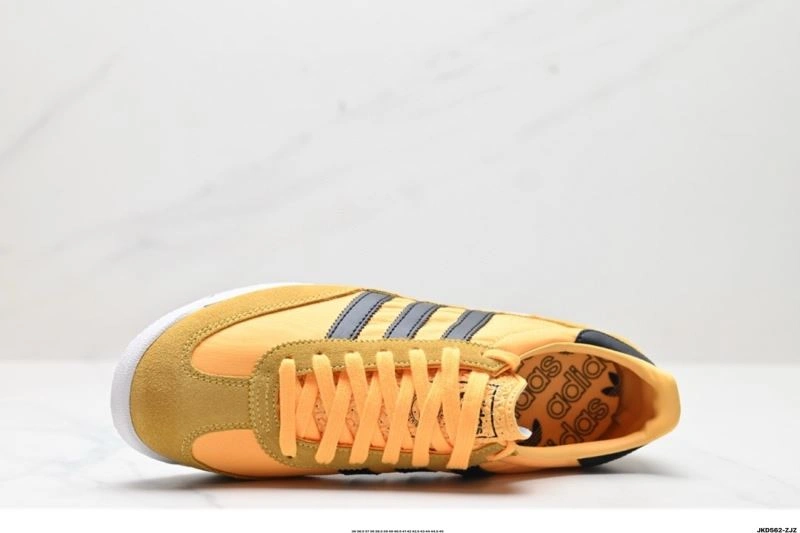 Stylish Adidas SL Shoes 960