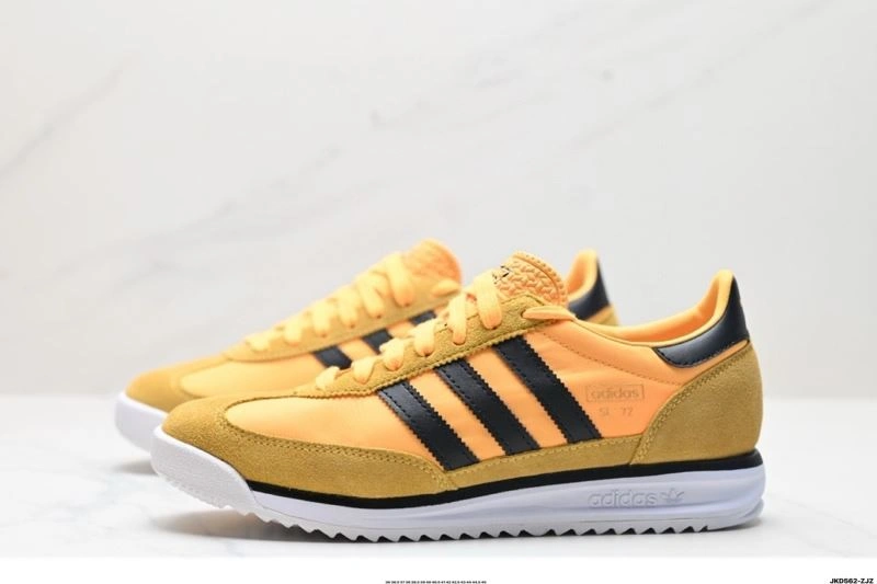 Stylish Adidas SL Shoes 960