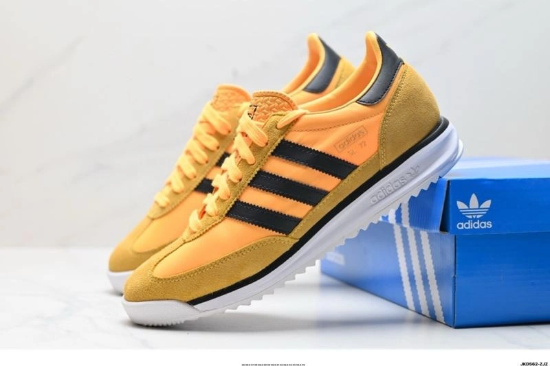 Stylish Adidas SL Shoes 960