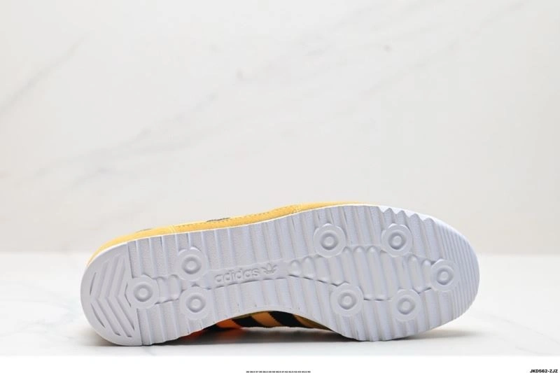 Stylish Adidas SL Shoes 960