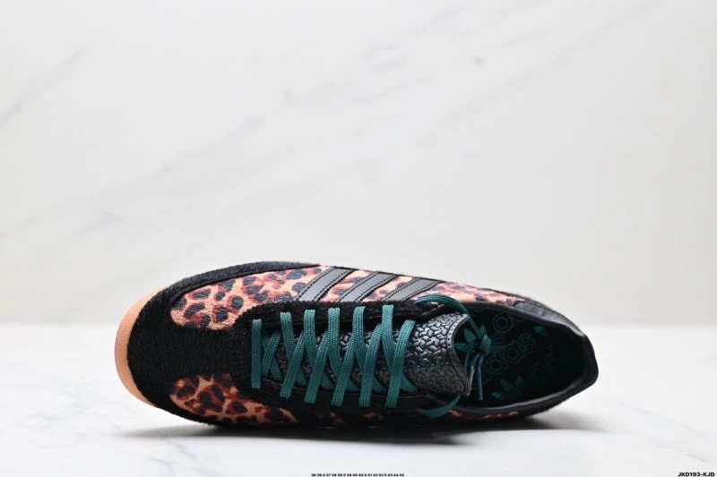Stylish Adidas SL Shoes 943