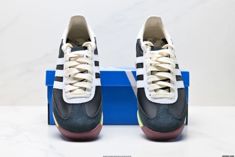 Bright Adidas SL Shoes 945