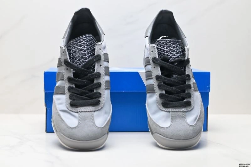 Adidas SL Shoes MoistureWicking 939