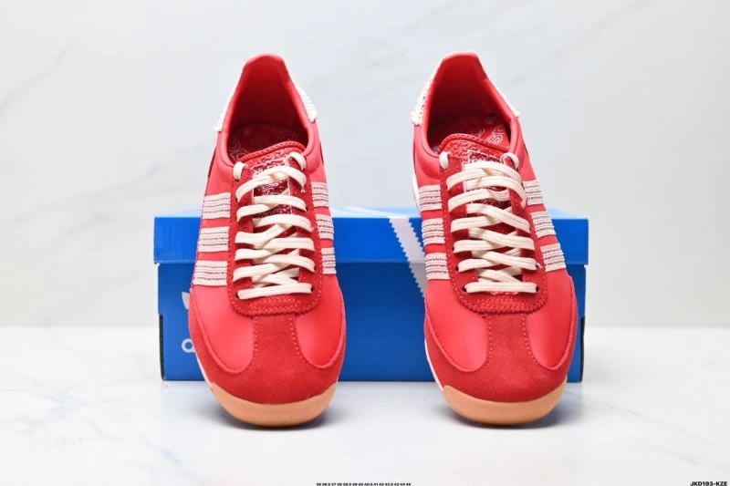 MultiPurpose Adidas SL Shoes 204