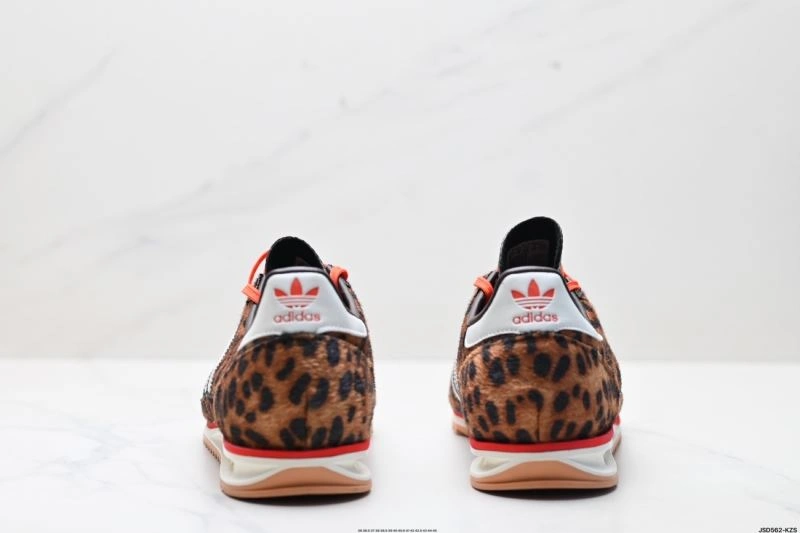 Adidas SL Shoes Lightweight 201