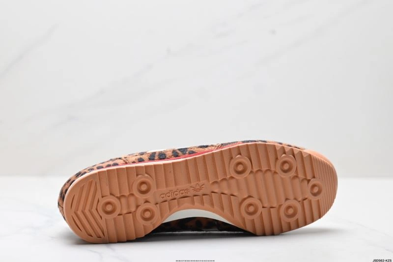 Adidas SL Shoes Lightweight 201