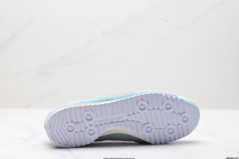 Contemporary Adidas SL Shoes 186