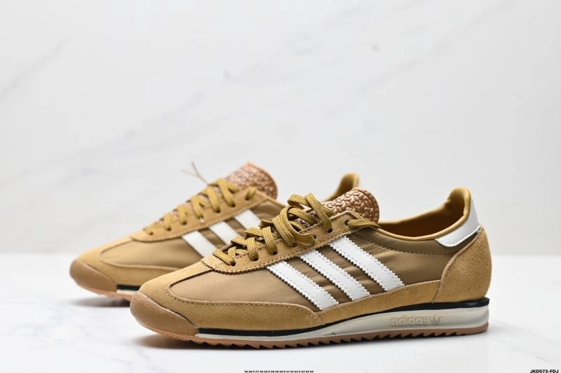 Stretchable Adidas SL Shoes 178