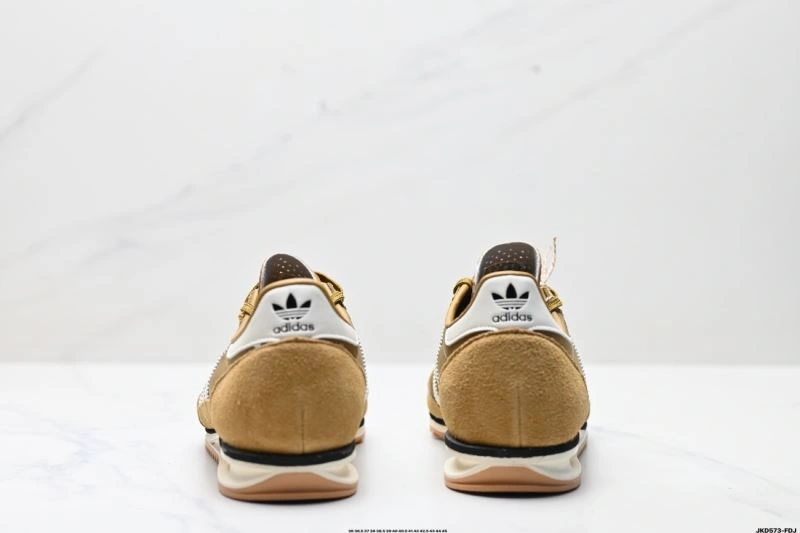 Stretchable Adidas SL Shoes 178