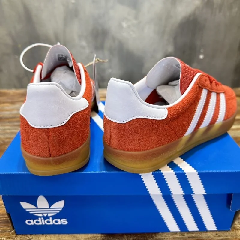 Sporty Adidas Samba Shoes 16098