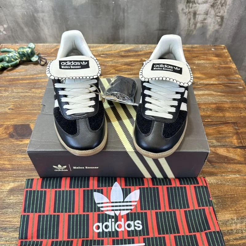Adidas Samba Shoes TravelReady 16093