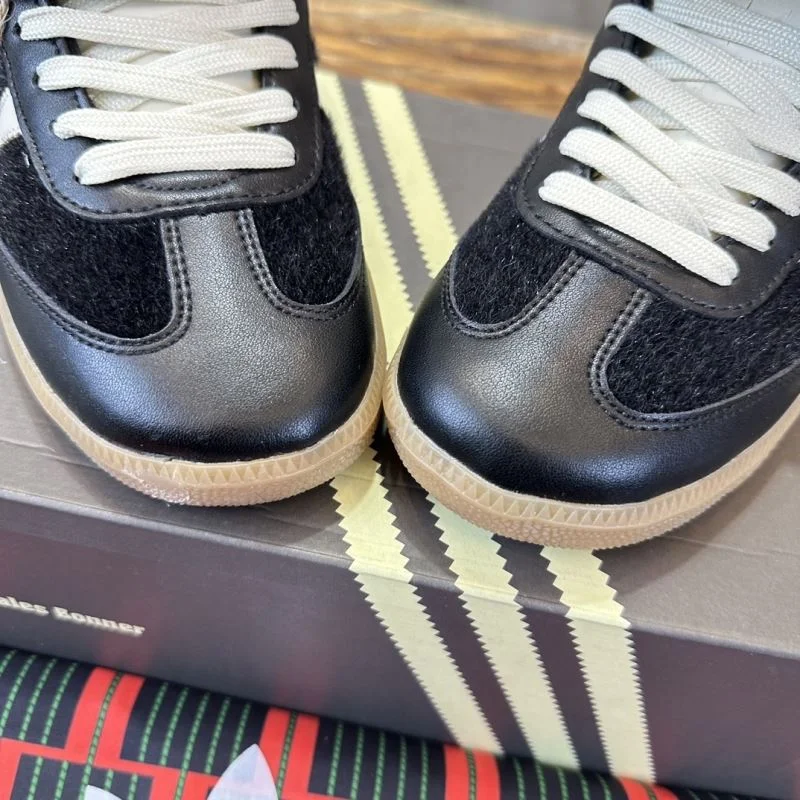 Adidas Samba Shoes TravelReady 16093