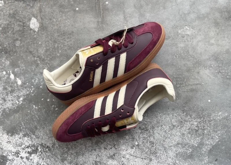 Sleek Adidas Samba Shoes 16116