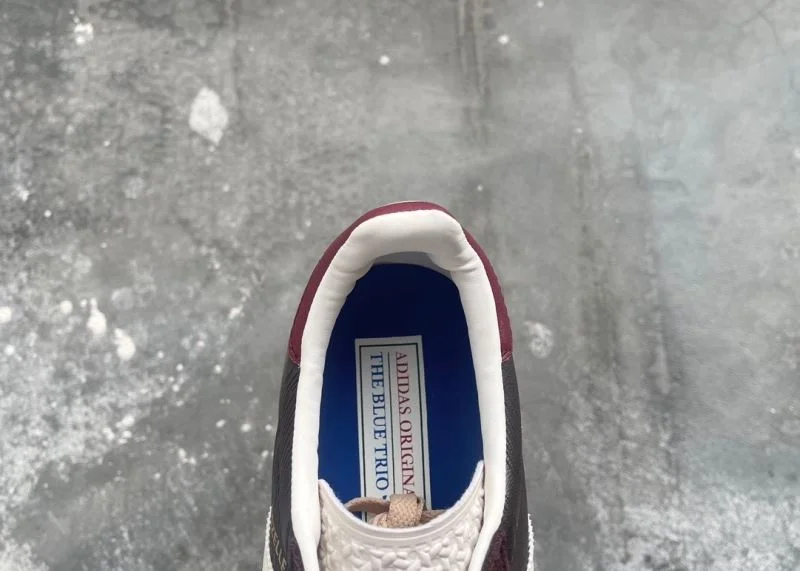 Compact Adidas Samba Shoes 16077