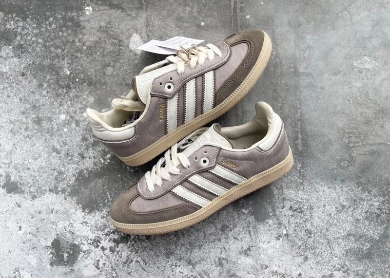 Minimalist Adidas Samba Shoes 16062