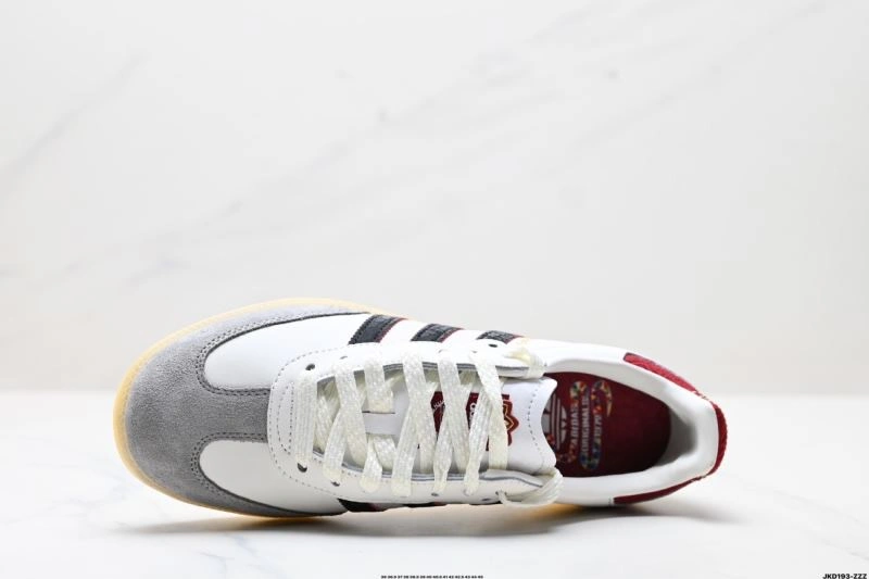 Adidas Samba Shoes WellDesigned 1132