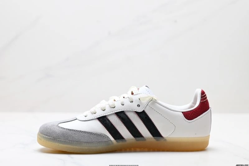 Adidas Samba Shoes WellDesigned 1132