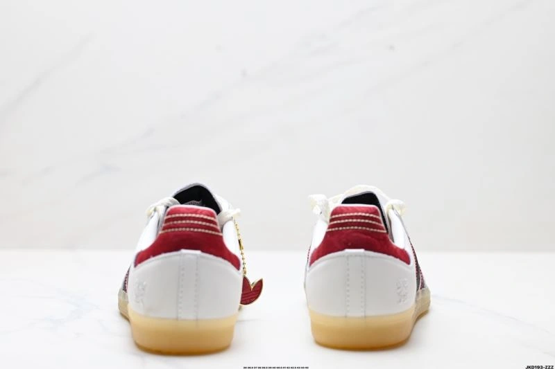 Adidas Samba Shoes WellDesigned 1132