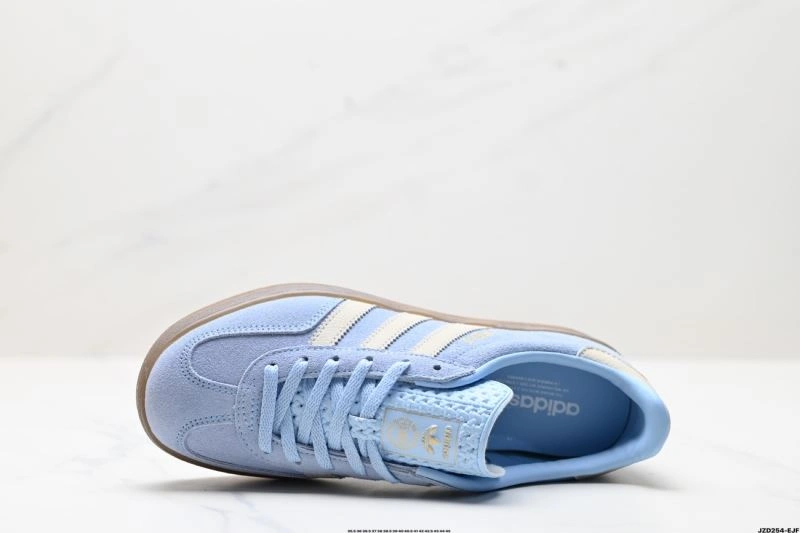 Snug Adidas Samba Shoes 1095