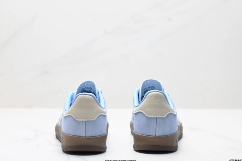 Snug Adidas Samba Shoes 1095