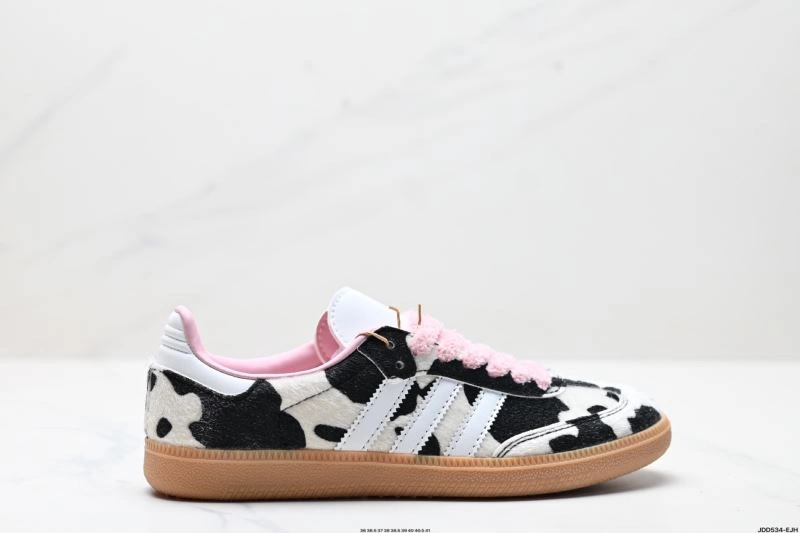 Timeless Adidas Samba Shoes 1088