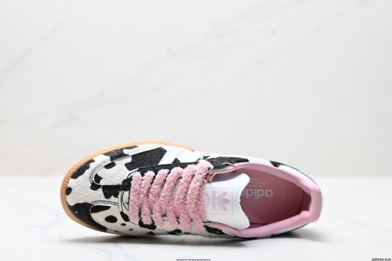 Timeless Adidas Samba Shoes 1088