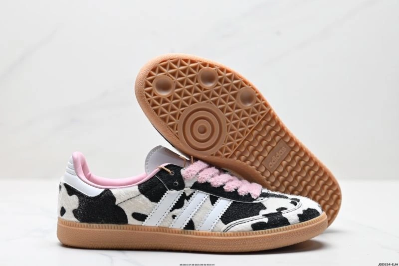 Timeless Adidas Samba Shoes 1088