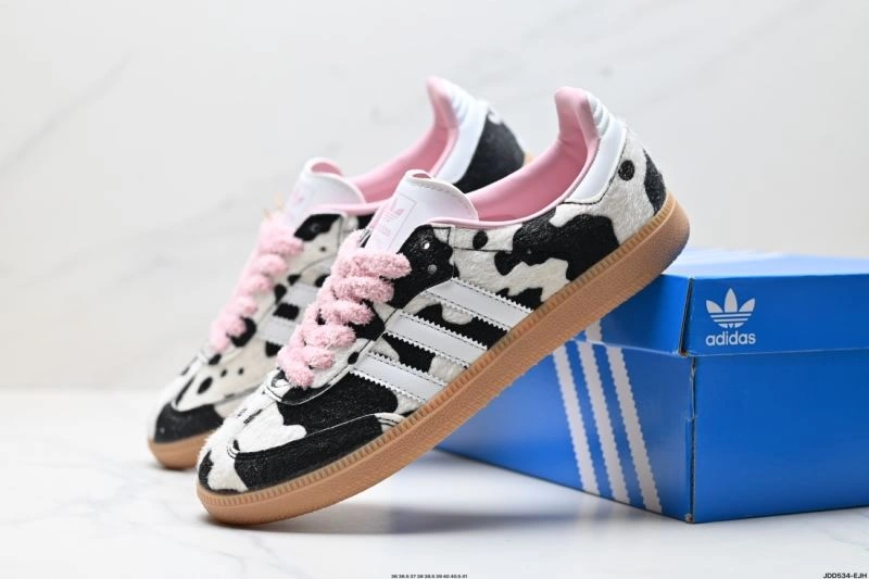 Timeless Adidas Samba Shoes 1088