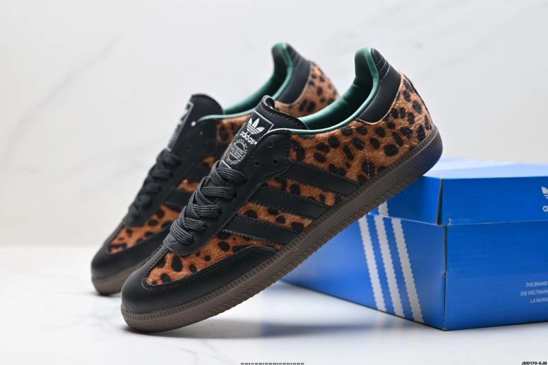 Adidas Samba Shoes Stretchable 1083