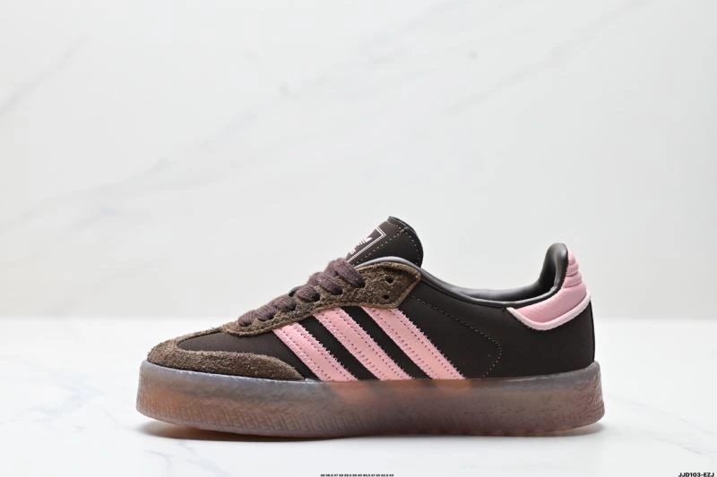 TechFriendly Adidas Samba Shoes 1075