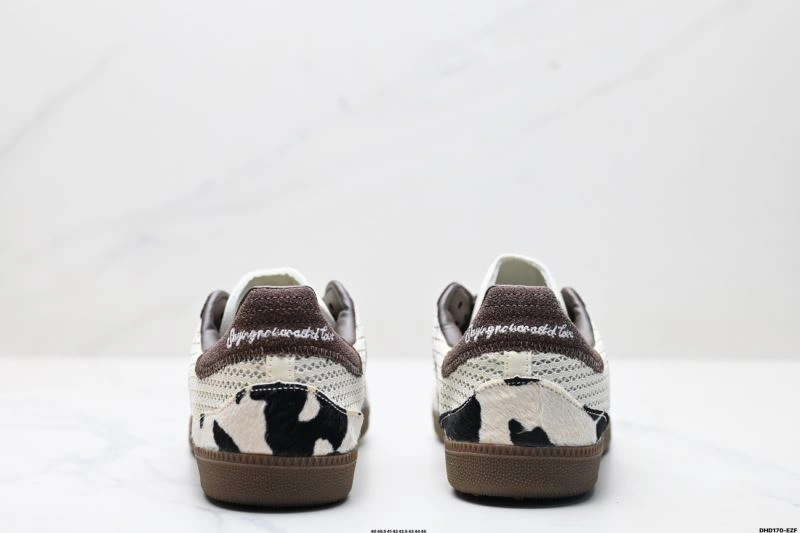 Snug Adidas Samba Shoes 1071