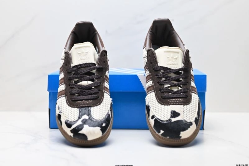 Snug Adidas Samba Shoes 1071