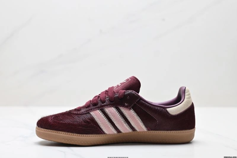 Contemporary Adidas Samba Shoes 1055
