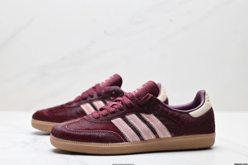 Contemporary Adidas Samba Shoes 1055