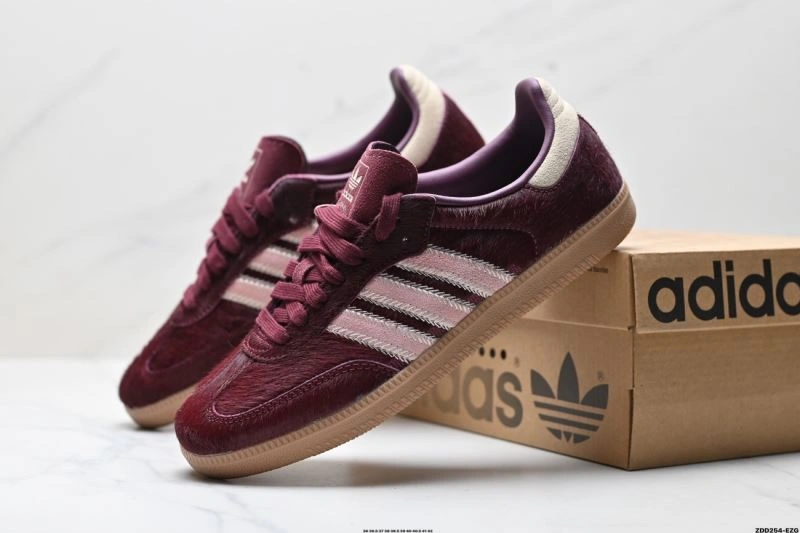 Contemporary Adidas Samba Shoes 1055